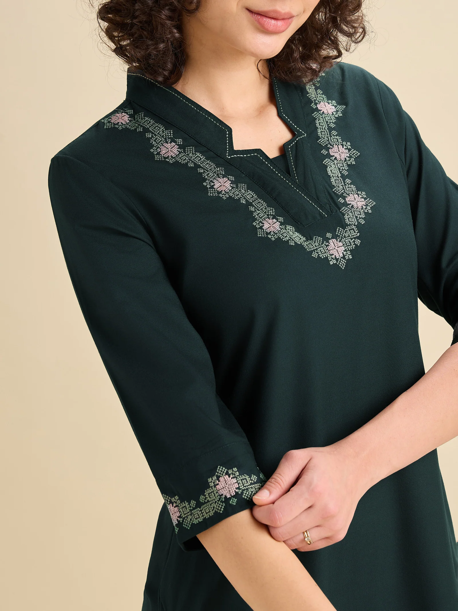 Teal Viscose Plain Slitted Kurti With Cross Stitch Embroidery - Image 2
