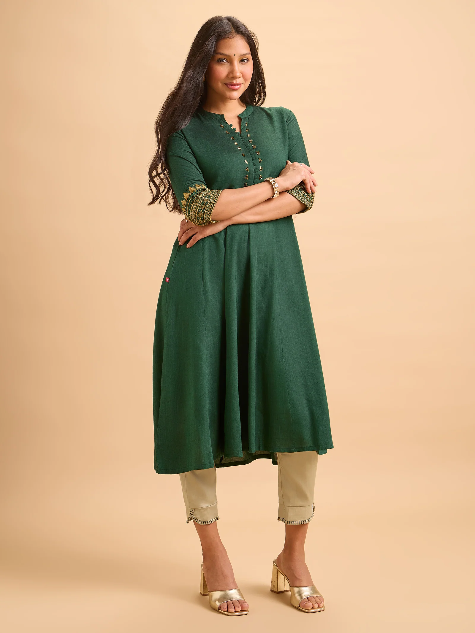 Bottle Green Viscose Kurti And Bottom With Hand Work - Image 3