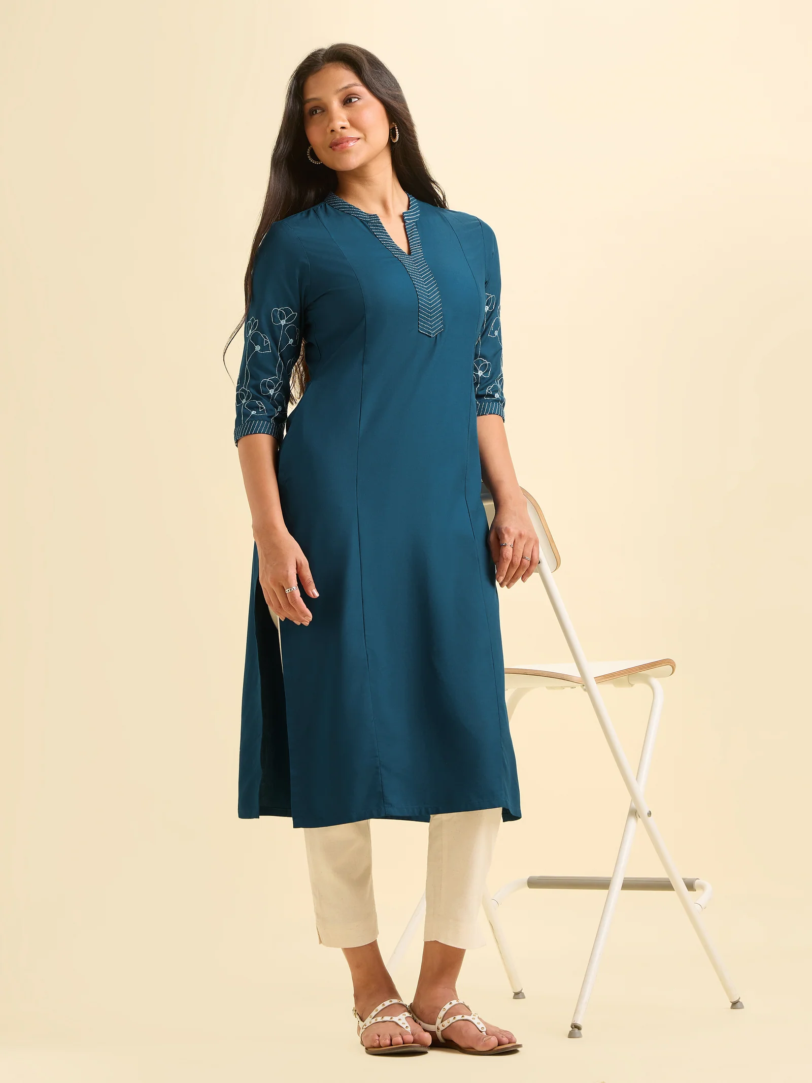 Classic Blue Viscose Plain Slitted Kurti With Embroidery - Image 2