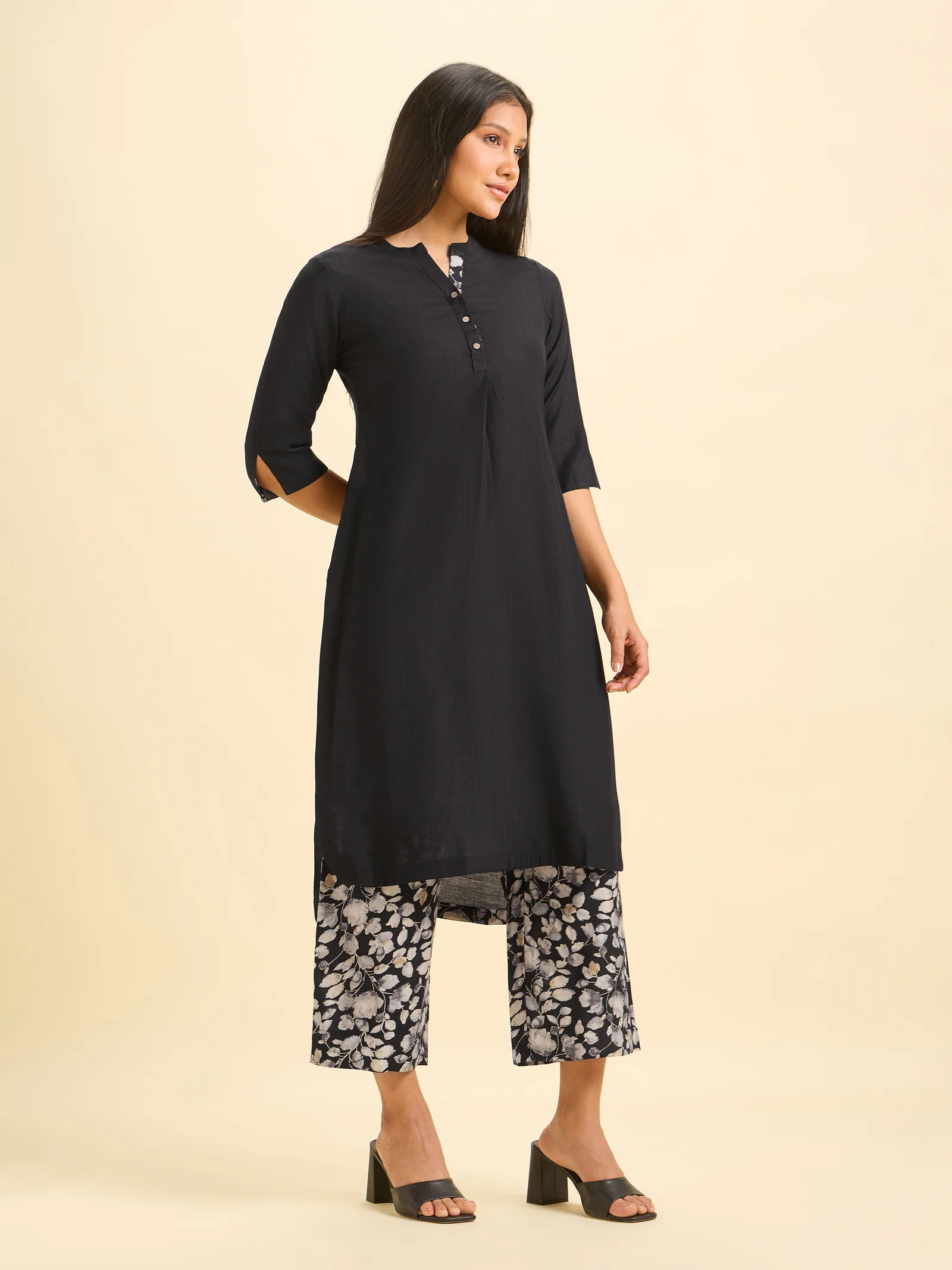Black Viscose Blend Slit Kurti Set With High-Low Hem Line - Image 3