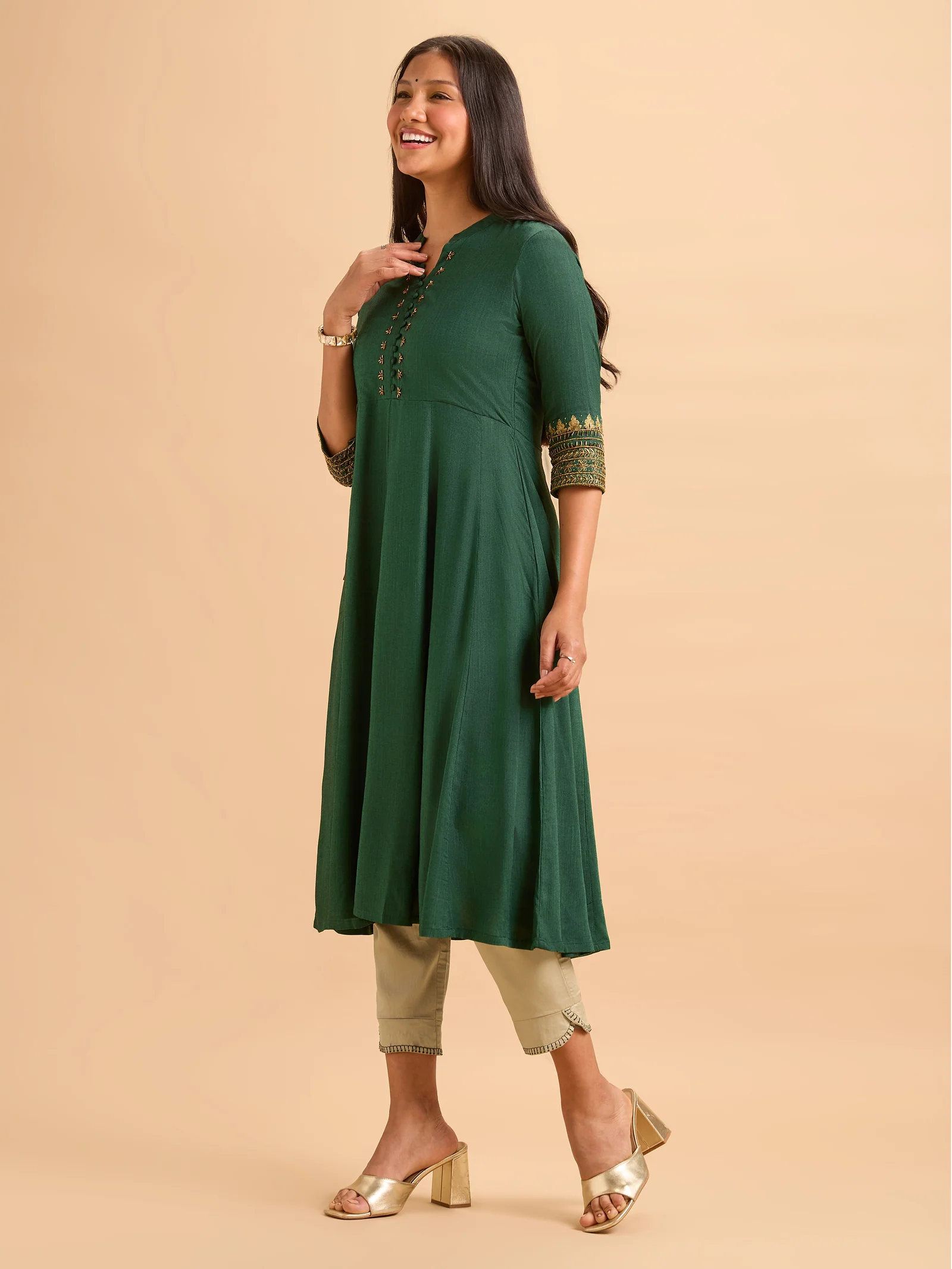 Bottle Green Viscose Kurti And Bottom With Hand Work - Image 2