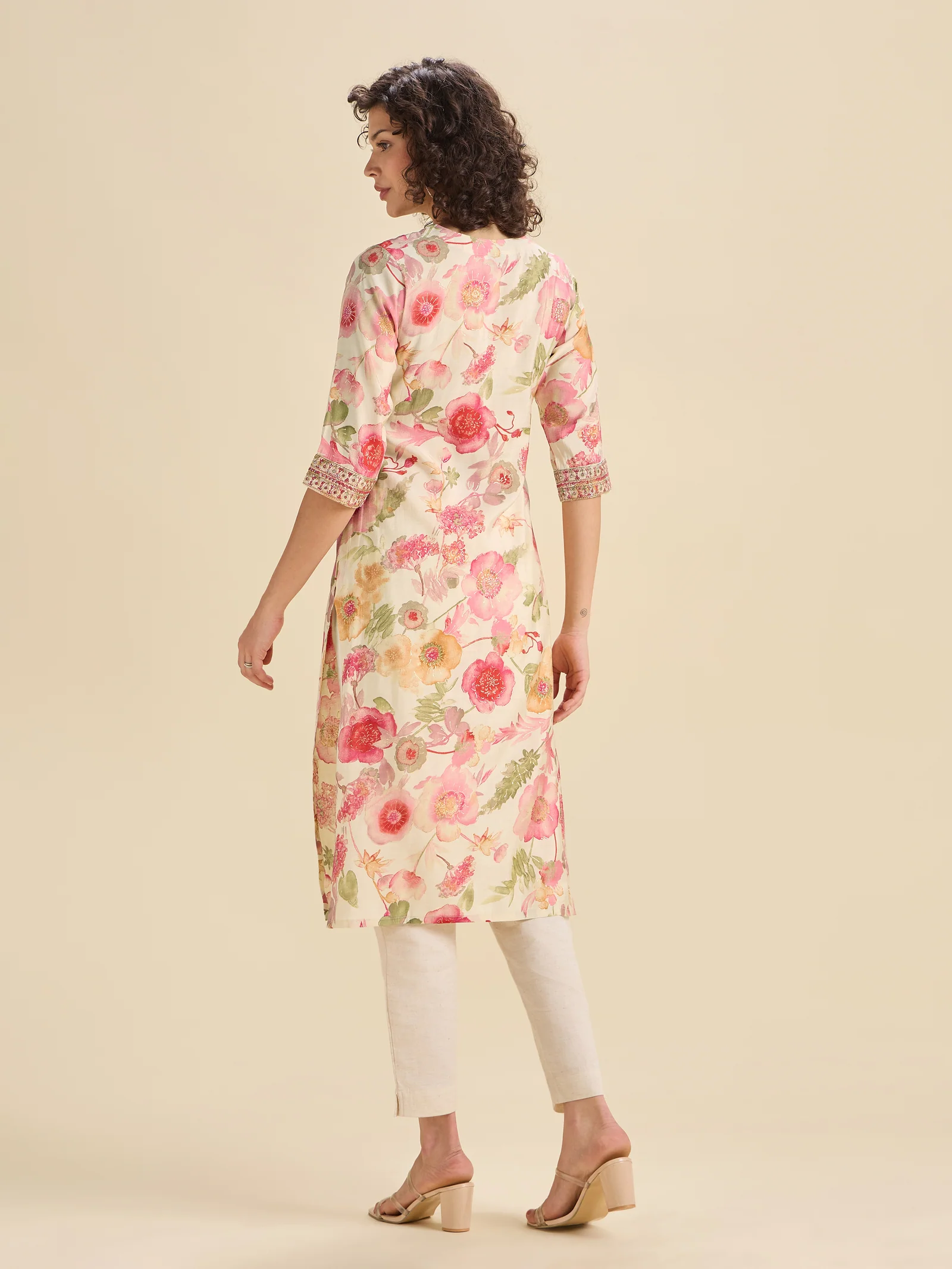 Ivory Modal Chanderi Printed Slitted Kurti With Sequins Embroidery - Image 4
