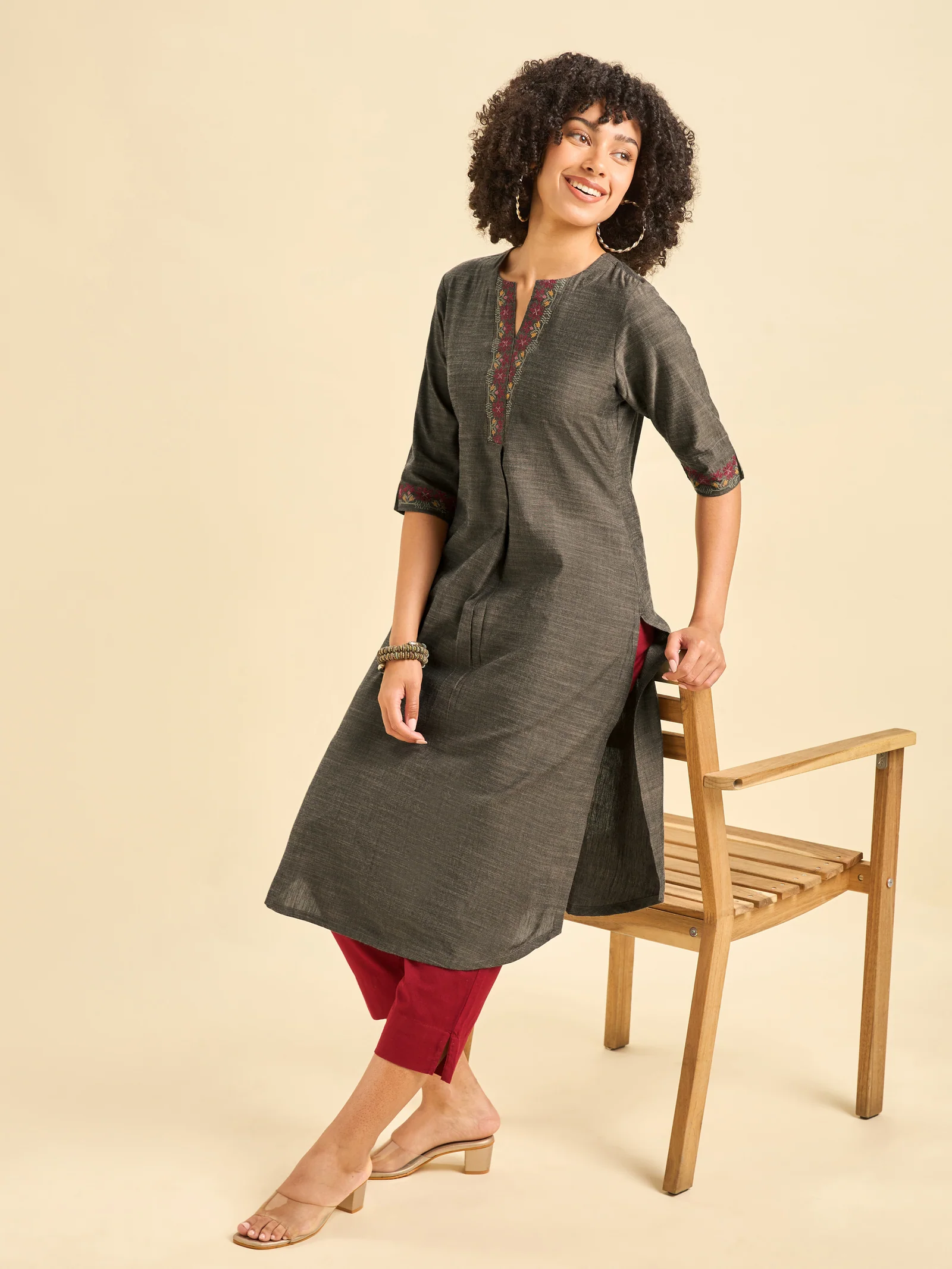 Dark Grey Cotton Viscose Kurti With Cross Stitch Embroidery - Image 3