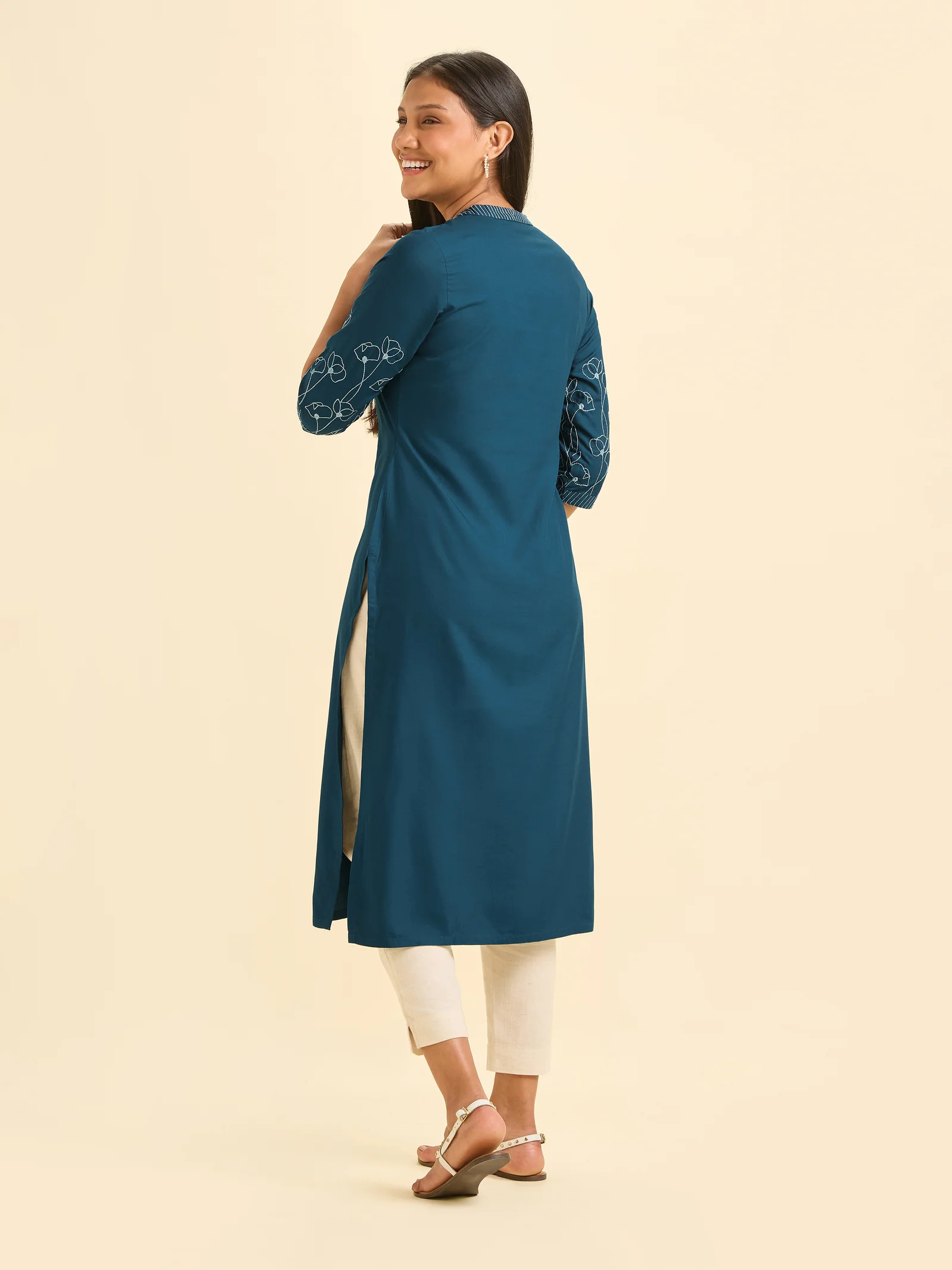 Classic Blue Viscose Plain Slitted Kurti With Embroidery - Image 4