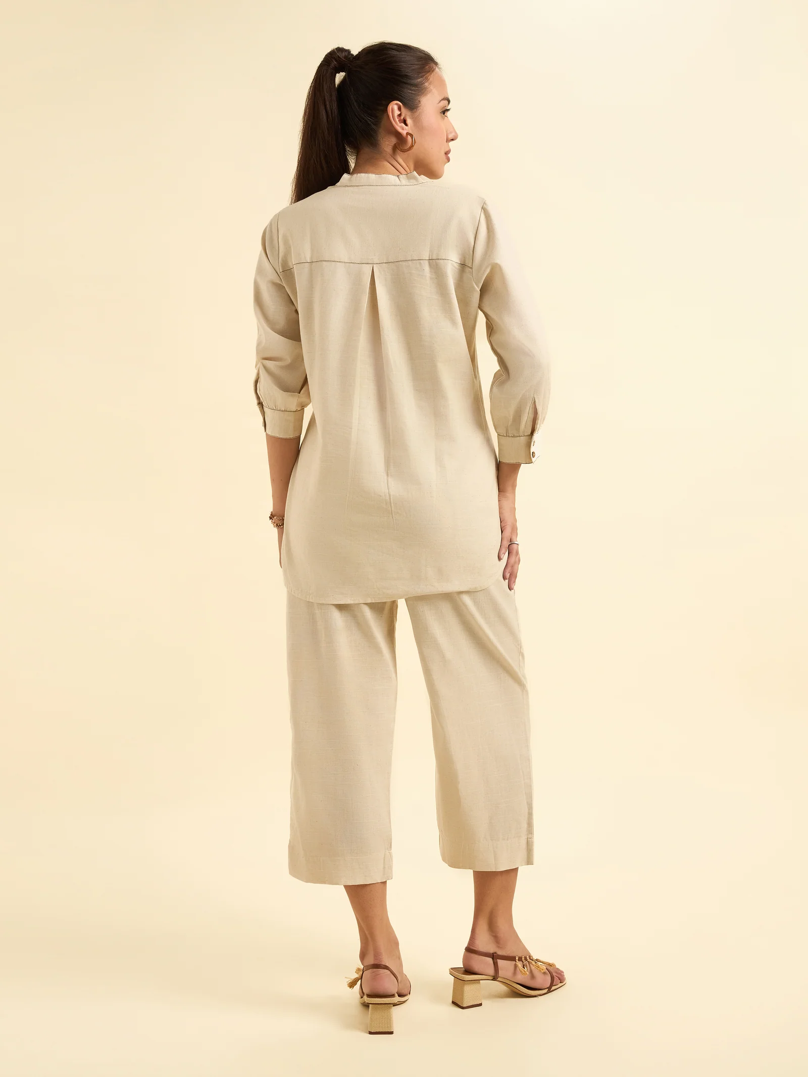 Ivory Cotton Flax Slub Tunic Set With Parallel Pant And Embroidery - Image 4