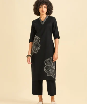 Black Cotton Flax Slitted Kurta Set With Embroidery