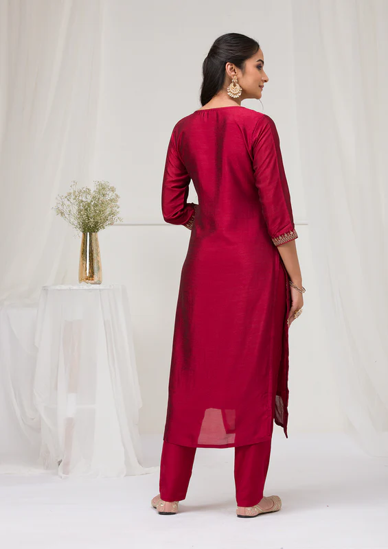 Maroon Sequins Raw Silk Readymade Salwar Suit - Image 4