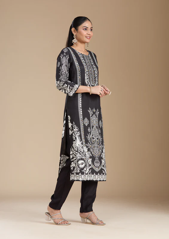 Black Printed Crepe Readymade Salwar Suit - Image 2
