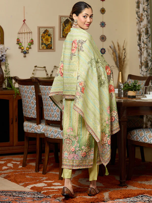 Pista Green Printed Crepe Readymade Salwar Suit - Image 3
