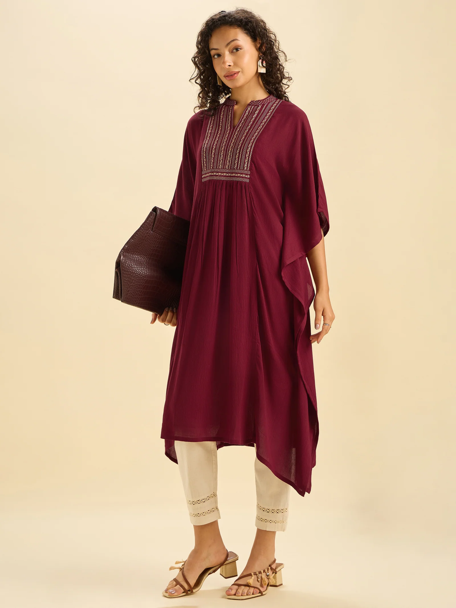 Maroon Wrinkle Viscose Plain Kaftan With Embroidery - Image 2